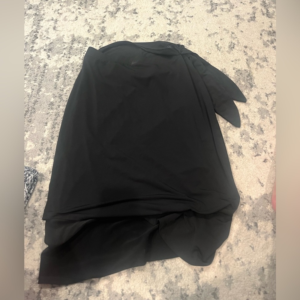 Roz & Ali Black Asymmetrical High Low Midi Skirt